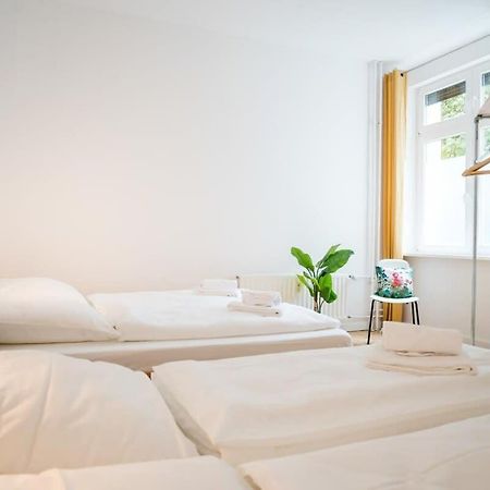 Spacious 3Br Plus Ac Self Check-In Street Parking Berlin Bagian luar foto