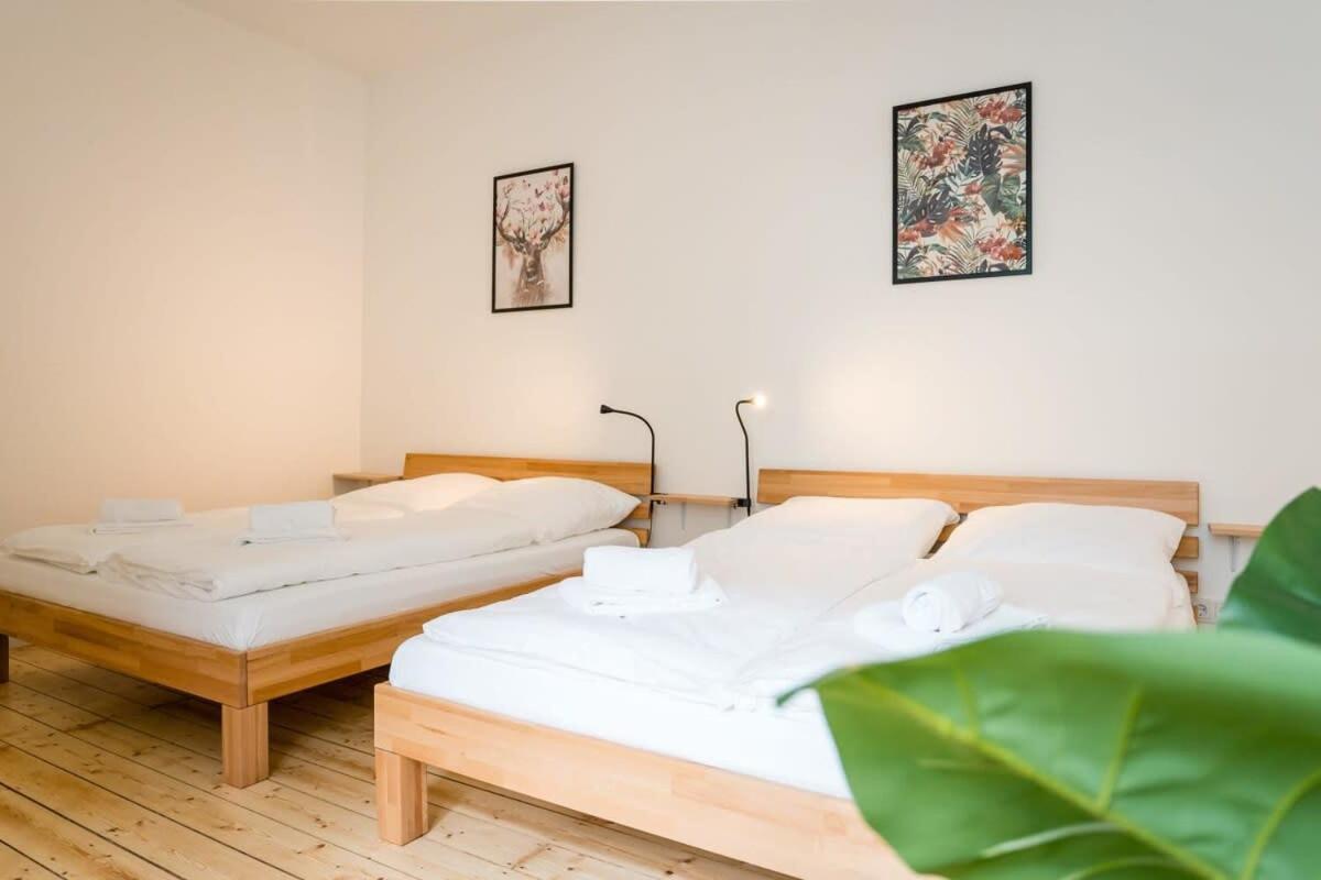 Spacious 3Br Plus Ac Self Check-In Street Parking Berlin Bagian luar foto